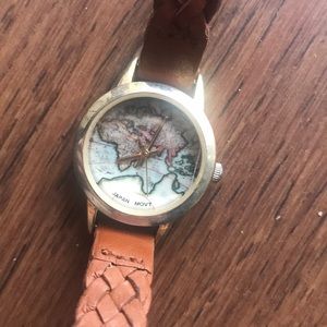 Map watch worn once